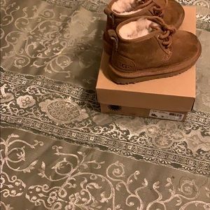 Boy uggs